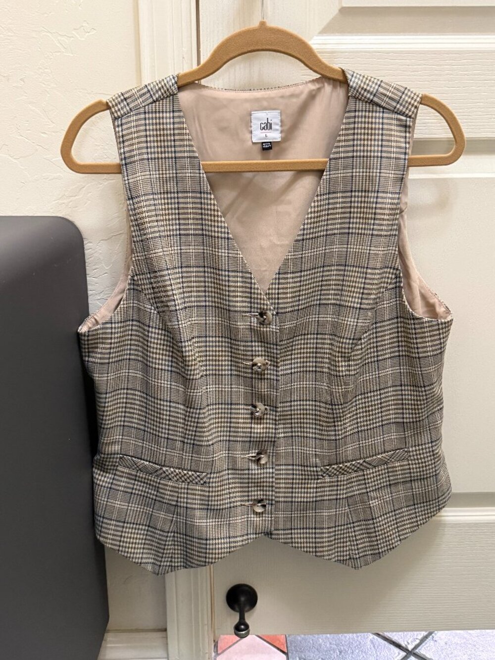 Cabi Tan Vest Style 6643 Neutral Layering Piece